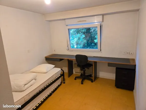 Loue studio meublé 18 m2 proche Loquidy (tram station Michelet)