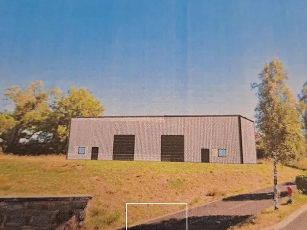 LOCAL D'ACTIVITE 400 m² BRIVE LA GAILLARDE