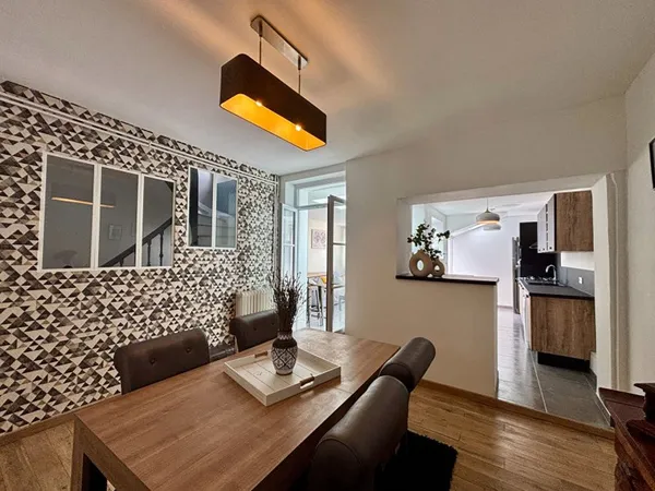 Maison 7 pièces 138 m²