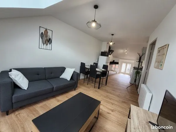 Ensemble immobilier - Immeuble de rapport - Centre-ville de Loures-Barousse (65)