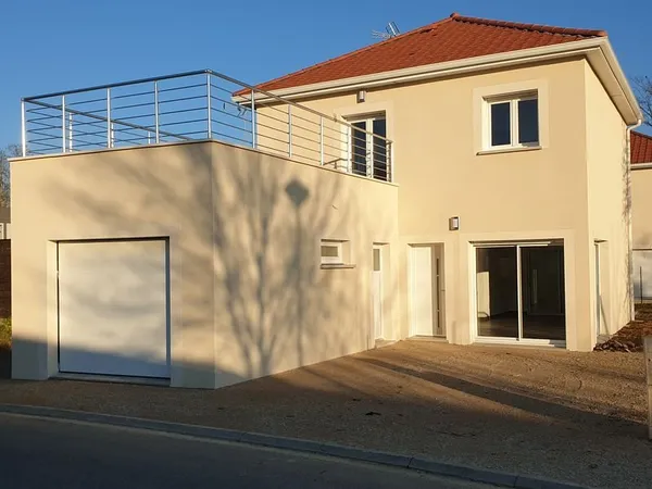 A louer maison de ville récente 103 m2
