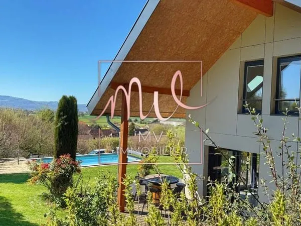 Villa 5 pièces 145 m²