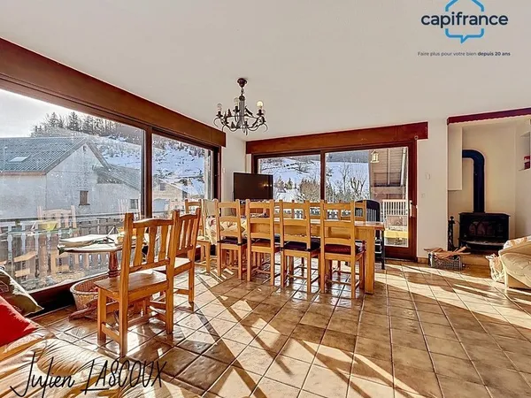 Grande Maison à VILLARD-DE-LANS - Idéale Famille, Résidence Secondaire ou Projet Touristique