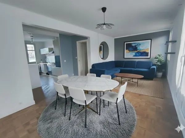 A VENDRE BREST HYPERCENTRE APPARTEMENT T4 DALLE BETON -SPACIEUX ET LUMINEUX - DERNIER ETAGE