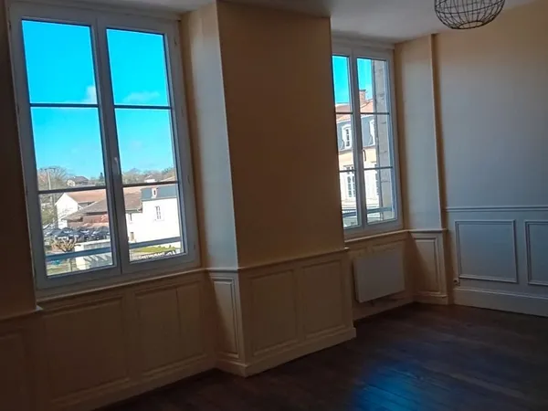 Location appartement f1 1er etage