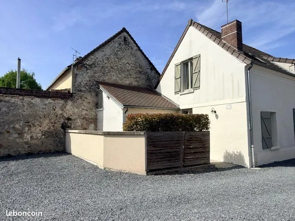 Maison mitoyenne, 1 chambre, jardin à Thiers-sur-Thève, village au sud de Senlis