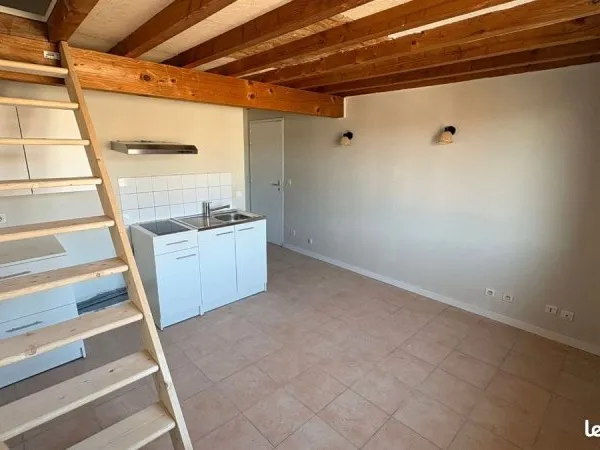 Appartement t1 bis à Saint Jean