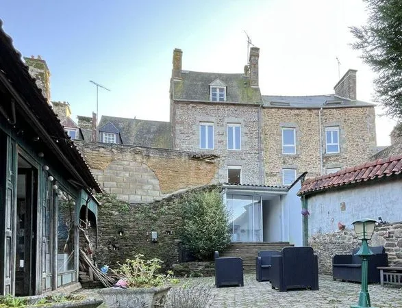 Immeuble de rapport 8 pièces 117 m²