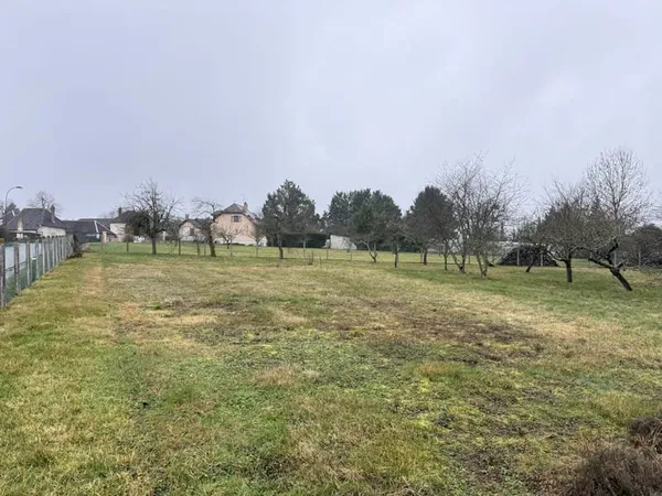 VILLY-LE-MARECHAL - Terrain 1900m2