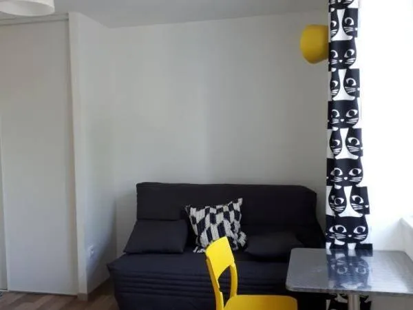 Studio 1 pièce 18 m²