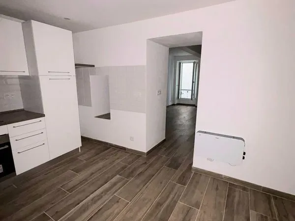 Magnifique appartement 2P 40 m² - rénové à neuf - 1er étage (RDJ)