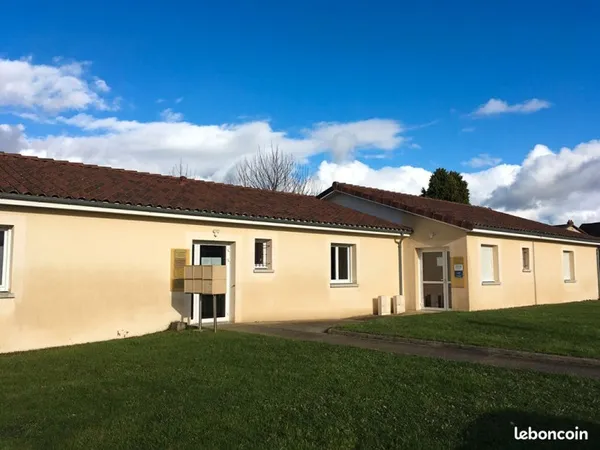 Bureaux 24 m² SEREILHAC