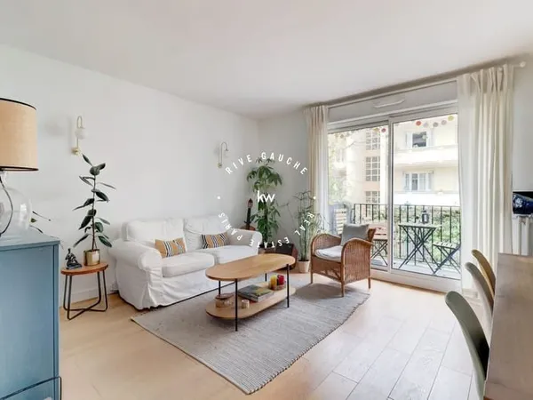 Issy-les-Mx (92) - T3 de 59 m² avec balcon (sous compromis)