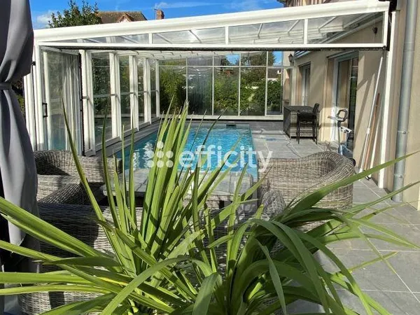 Maison 7 pièces 227 m²