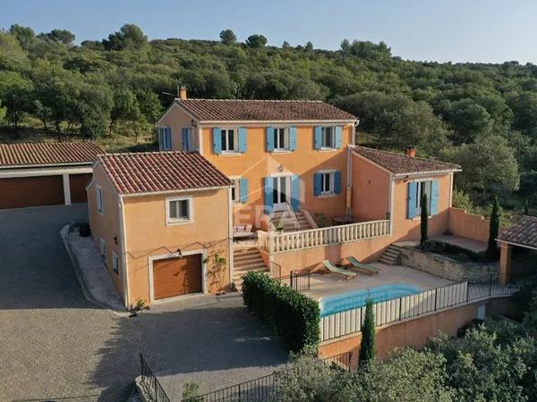 Maison 8 pièces 172 m²