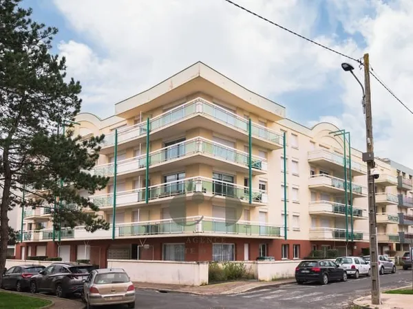Superbe 3 pièces en rez-de-jardin avec double terrasse et vu