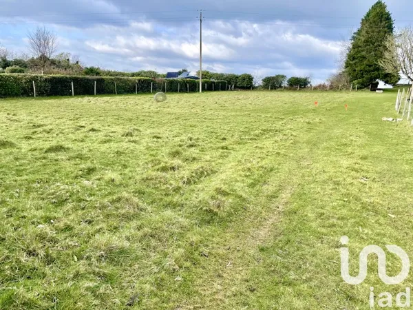 Terrain 1403 m²