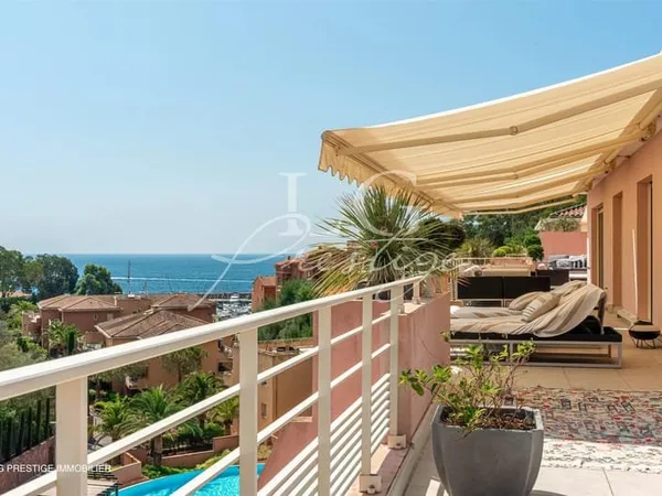 Villa sur le toit vue Mer avec immense terrasse