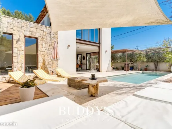 Villa 4 pièces 131 m²