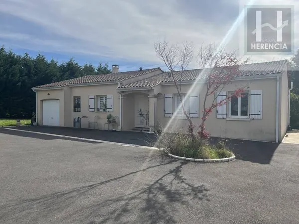 Maison de plain-pied 5 pièces 115 m²