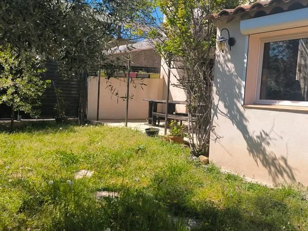 Maison à vendre piscine + dépendance 150m2