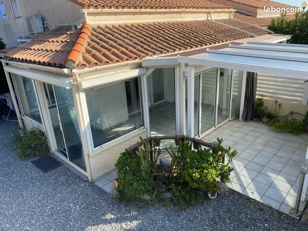 Pavillon rénové proche plage T2 + véranda - Jardin 60m², Pergola Bioclimatique & Parking - Gruissan 