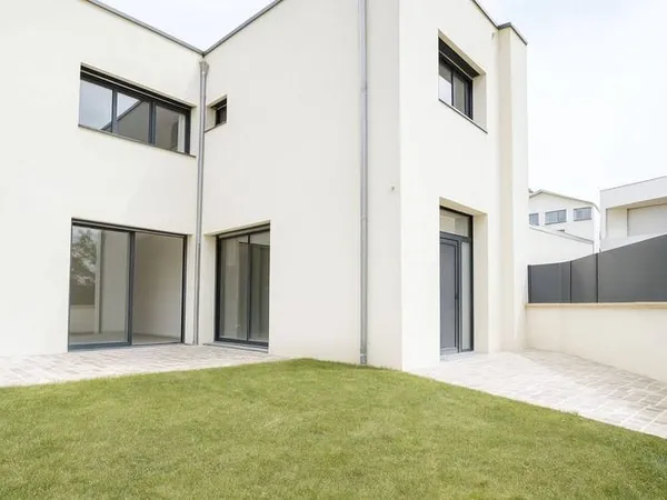 Maison 5 pièces 140 m²