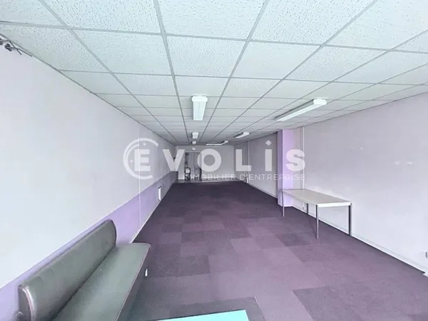 Bureaux 67 m²
