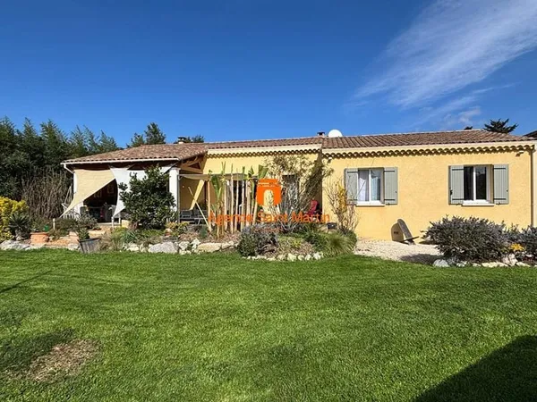 Maison de plain-pied 5 pièces 131 m²