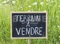 Terrain 800 m²