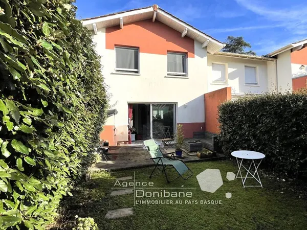 Bayonne - Maison louée avec terrasse et jardin