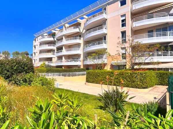 Appartement 4 pièces 90 m²