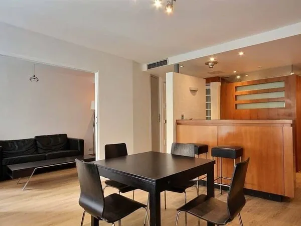 Appartement 2 pièces 64 m²