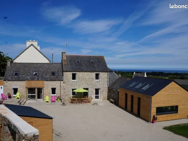 Corps de ferme piscine intérieure