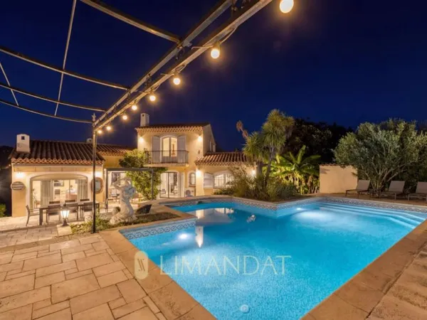 Valbonne - Maison provençale rénovée avec vue dégagée, 6 chambre