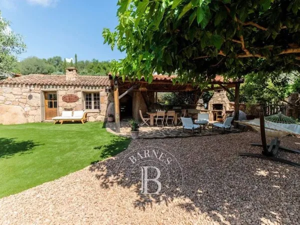 Villa 100 m²