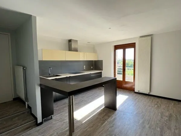 Grand appartement Vrizy - Commune de Vouziers