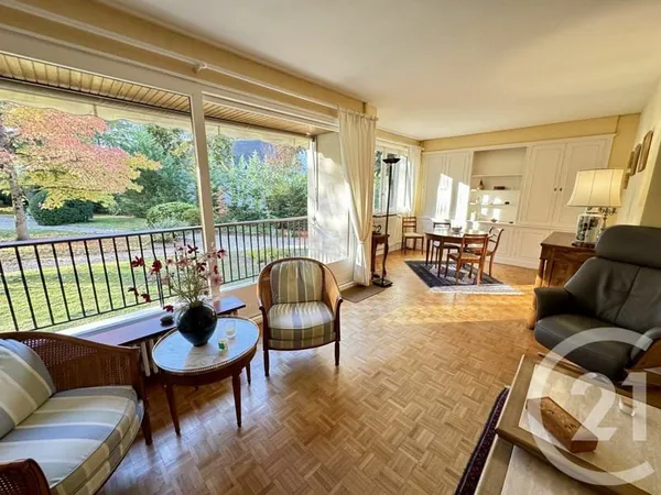Appartement 6 pièces 112 m²