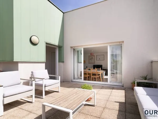 Un superbe 3 pièces de 75 m² avec terrasse de 22 m² à 10 min