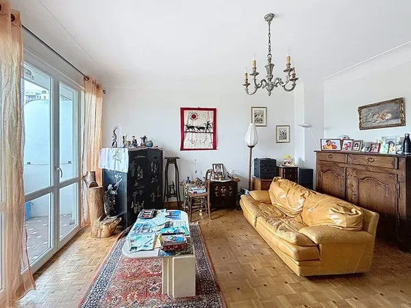 Appartement 3 pièces 80 m², ascenseur, stationnement, Montauban centre ville