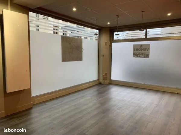 Local commercial 74 m²