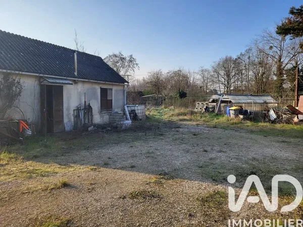 Terrain 909 m²
