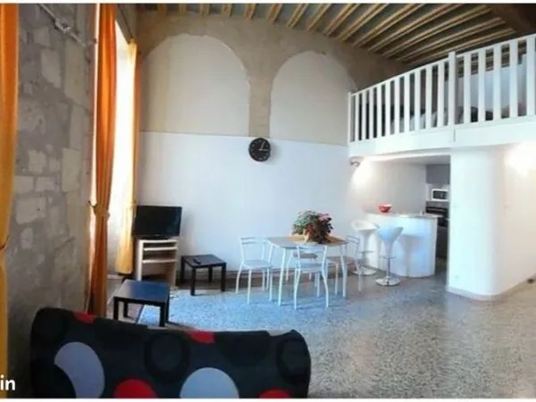 Beau duplex ARLES