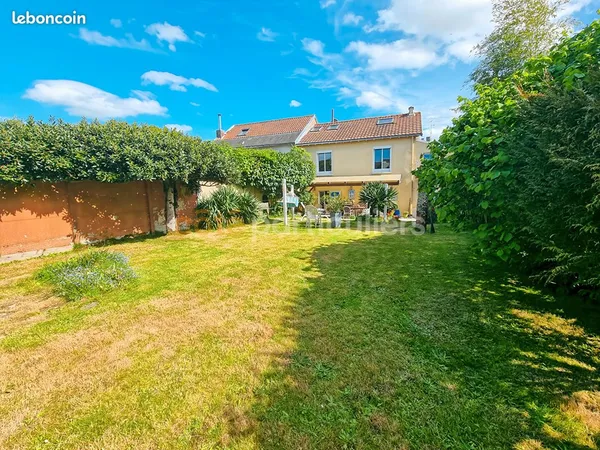 Maison 7 pièces 122 m²
