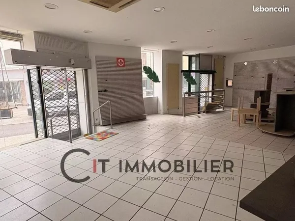Local commercial 137 m² La Tour-du-Pin