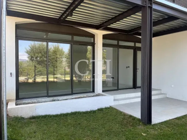 Appartement T3 92.80 m² Résidence 'Les Terrasses du château'