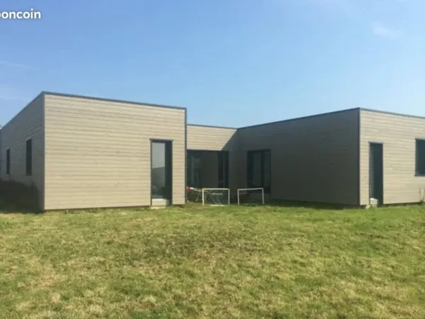 Maison de plain-pied - 150 m² - Colembert (62142)
