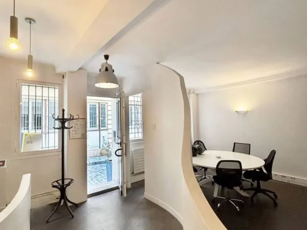 Local commercial 309 m²