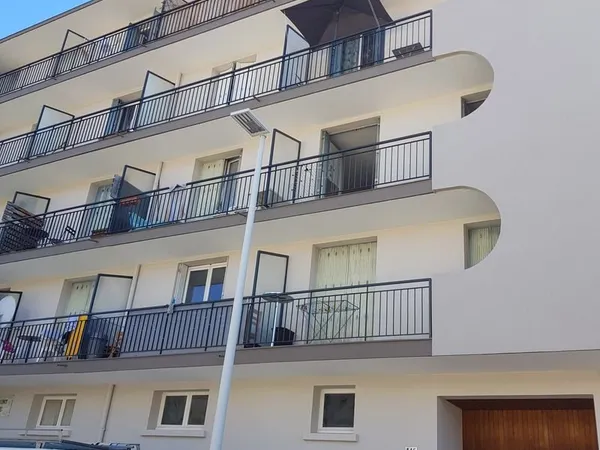 F1, 29 m2 4°etage ss ASC, cave, parking