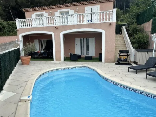 Maison 7 pièces 154 m²